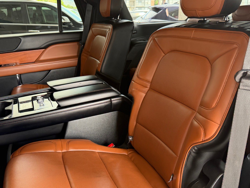 2018 Lincoln Navigator Image 26