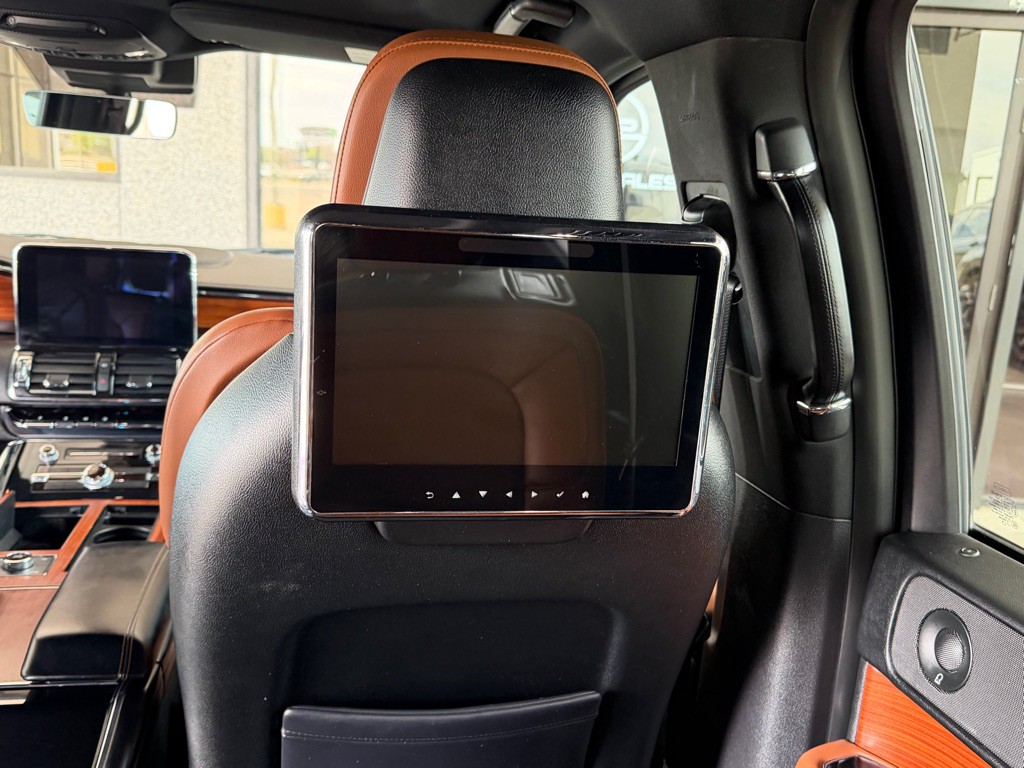 2018 Lincoln Navigator Image 31
