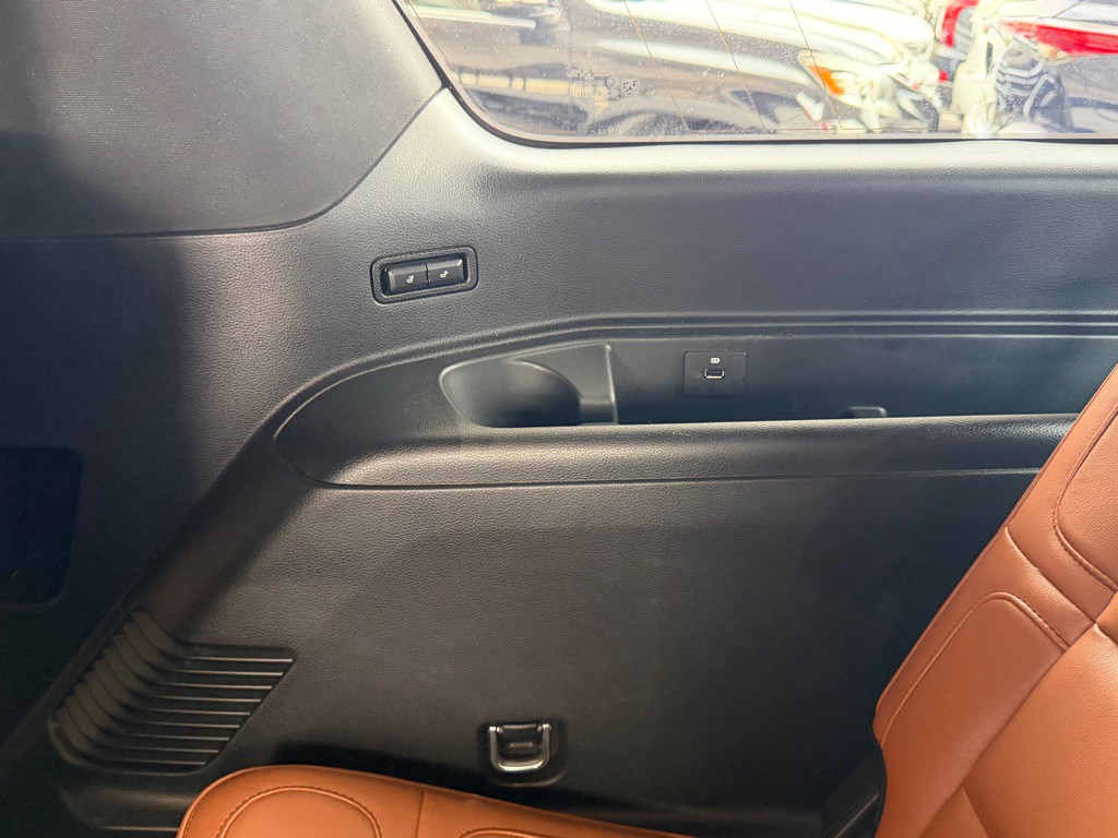 2018 Lincoln Navigator Image 35