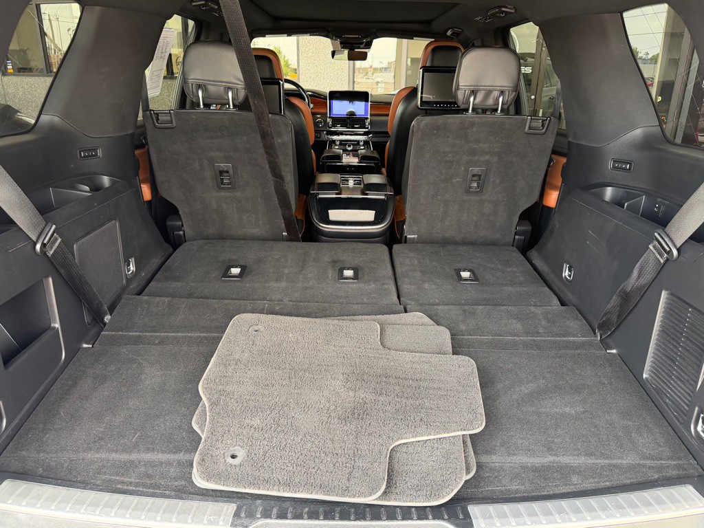 2018 Lincoln Navigator Image 39