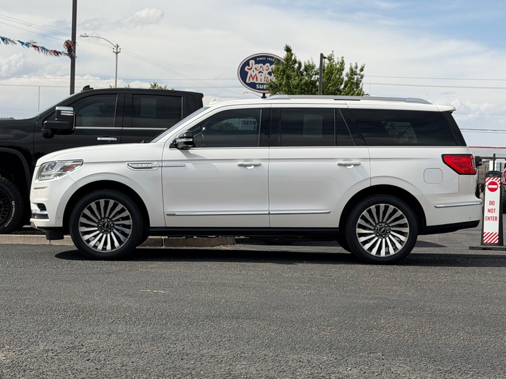 2018 Lincoln Navigator Image 56