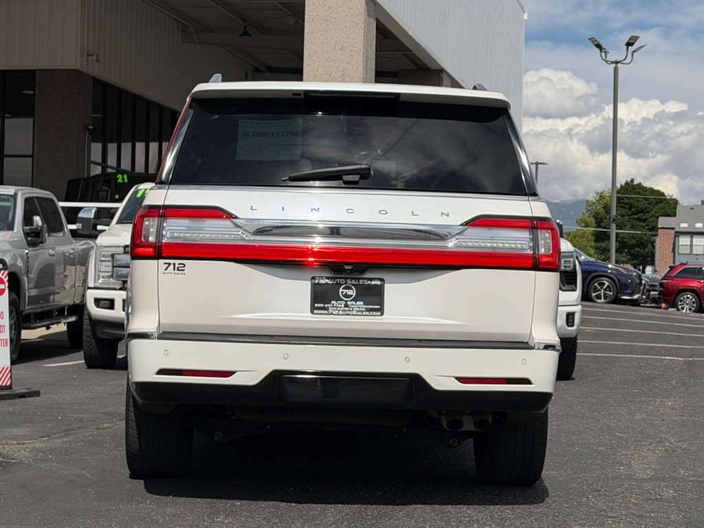 2018 Lincoln Navigator Image 60