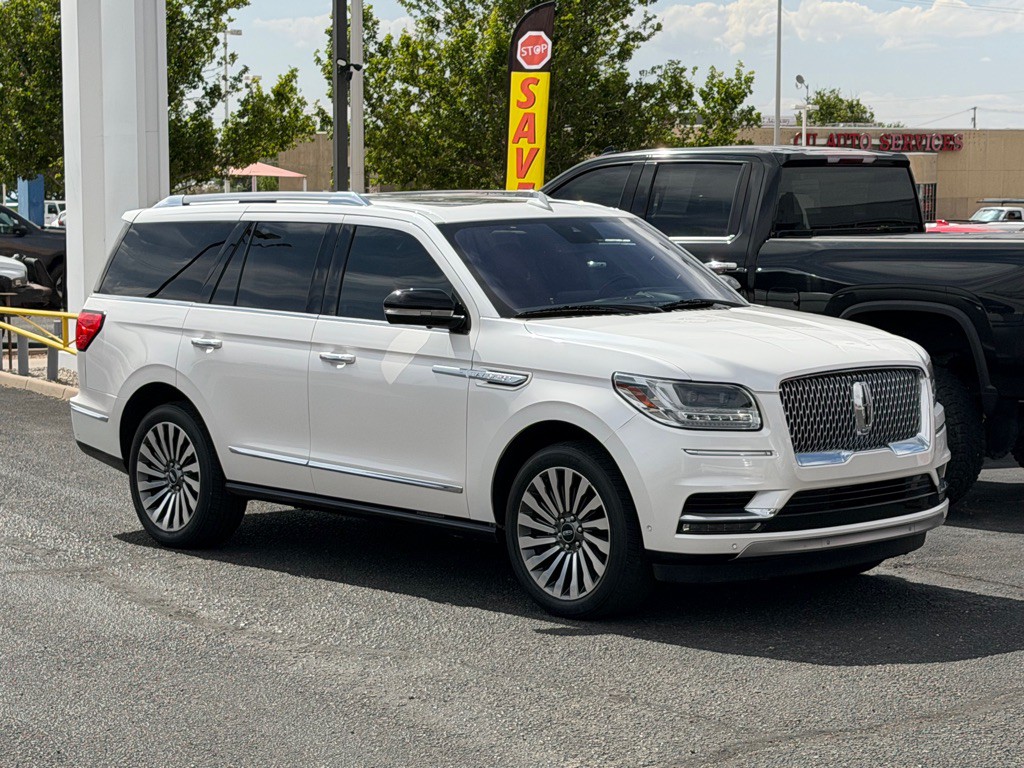 2018 Lincoln Navigator Image 65