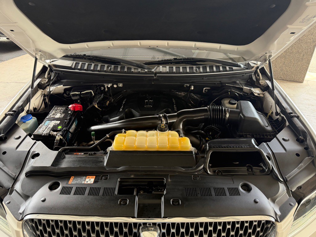 2018 Lincoln Navigator Image 67