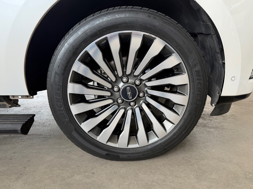 2018 Lincoln Navigator Image 73