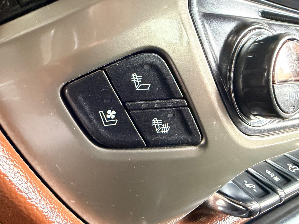 2019 Chevrolet Silverado 1500 Image 17