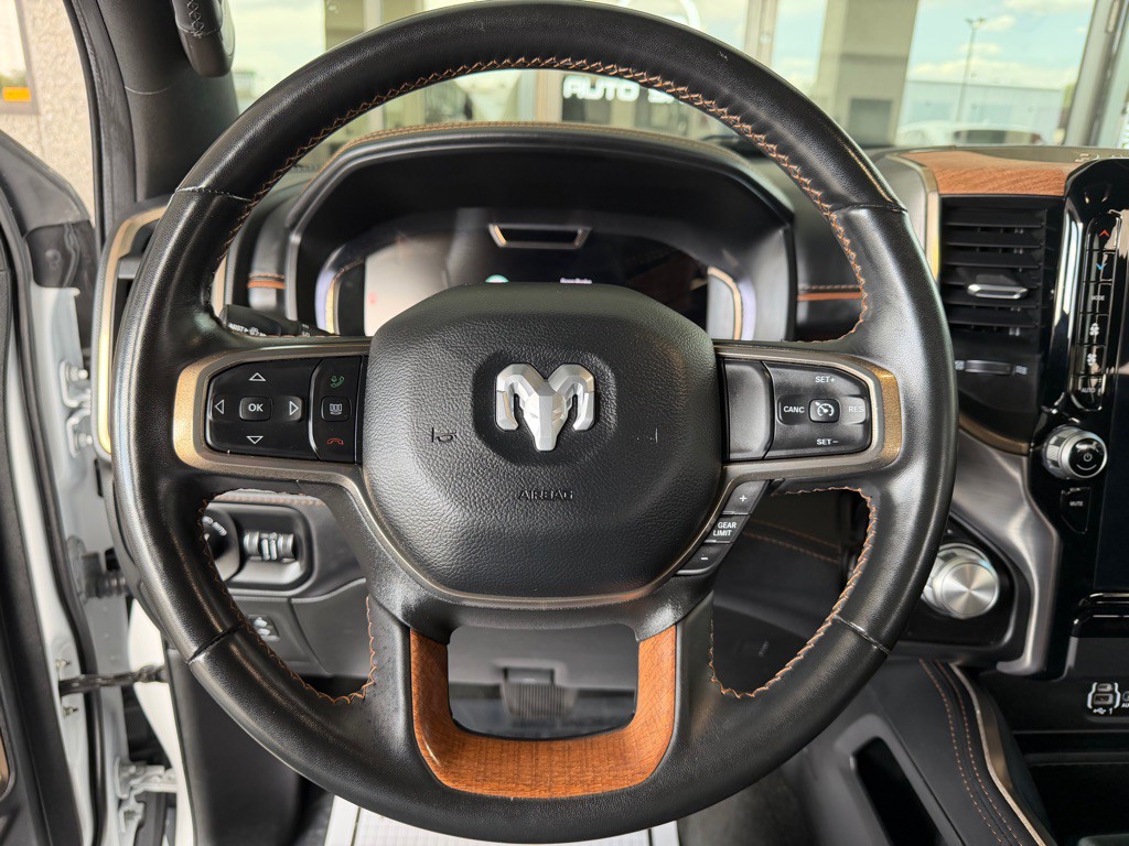 2023 RAM 1500 Image 8