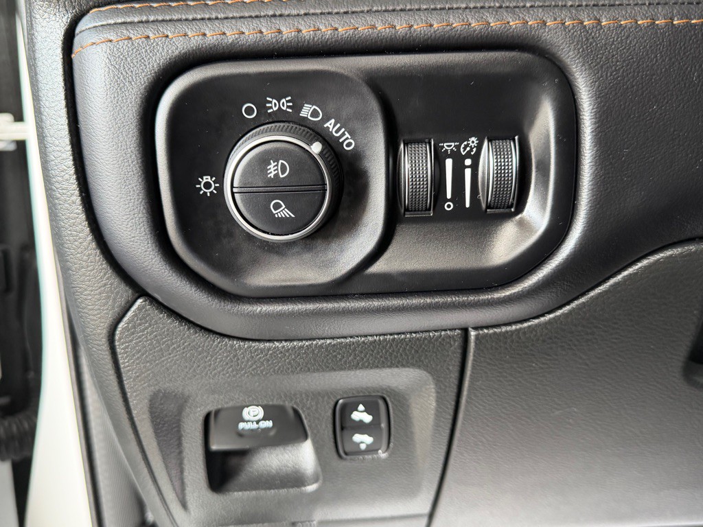2023 RAM 1500 Image 17