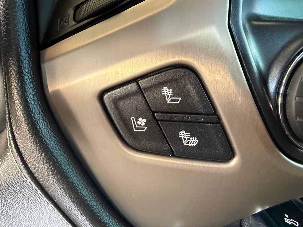 2017 GMC Sierra Image 17