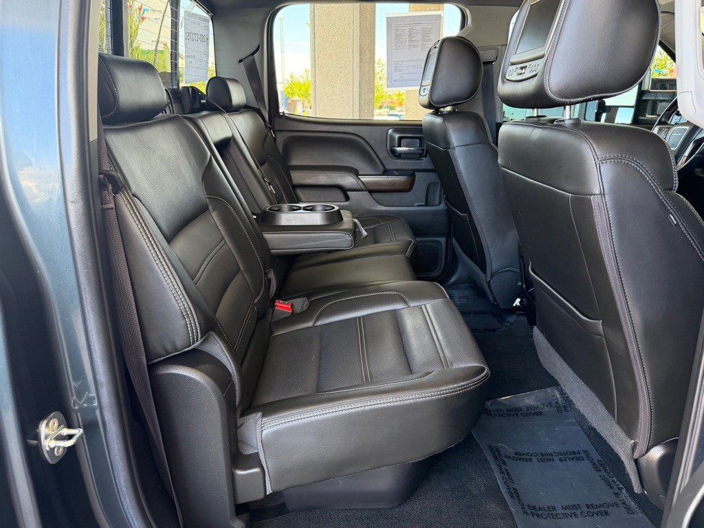 2017 GMC Sierra Image 32