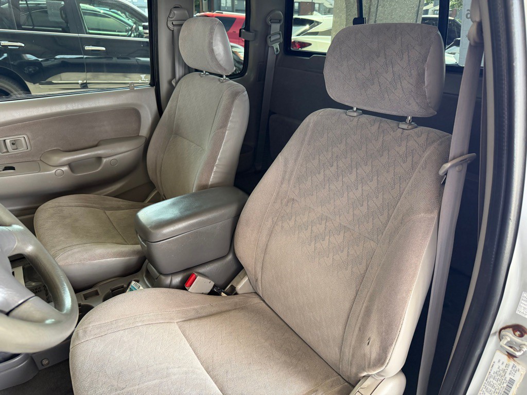 2003 Toyota Tacoma Image 6