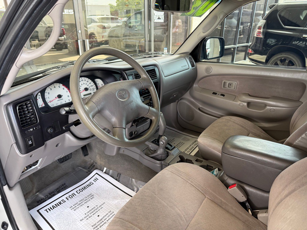 2003 Toyota Tacoma Image 7