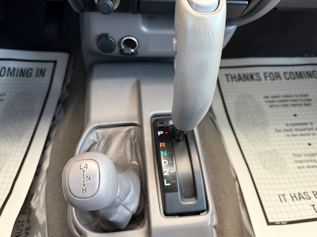 2003 Toyota Tacoma Image 12