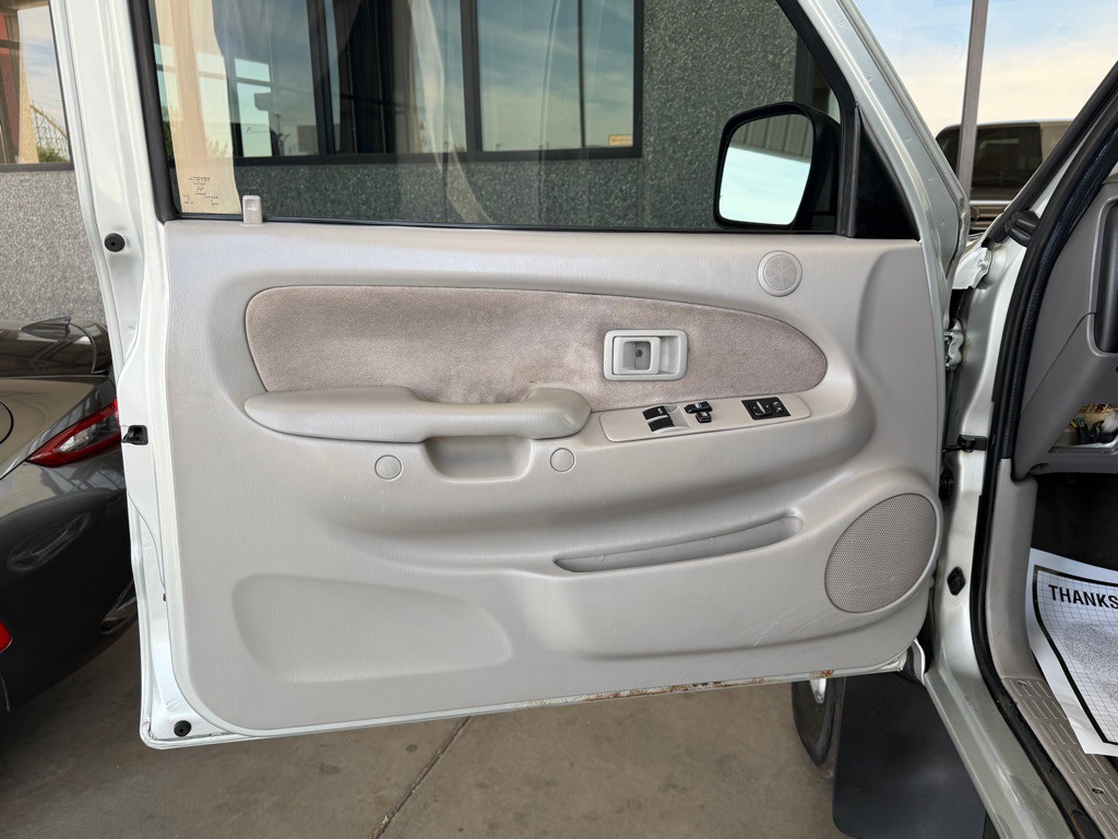 2003 Toyota Tacoma Image 14