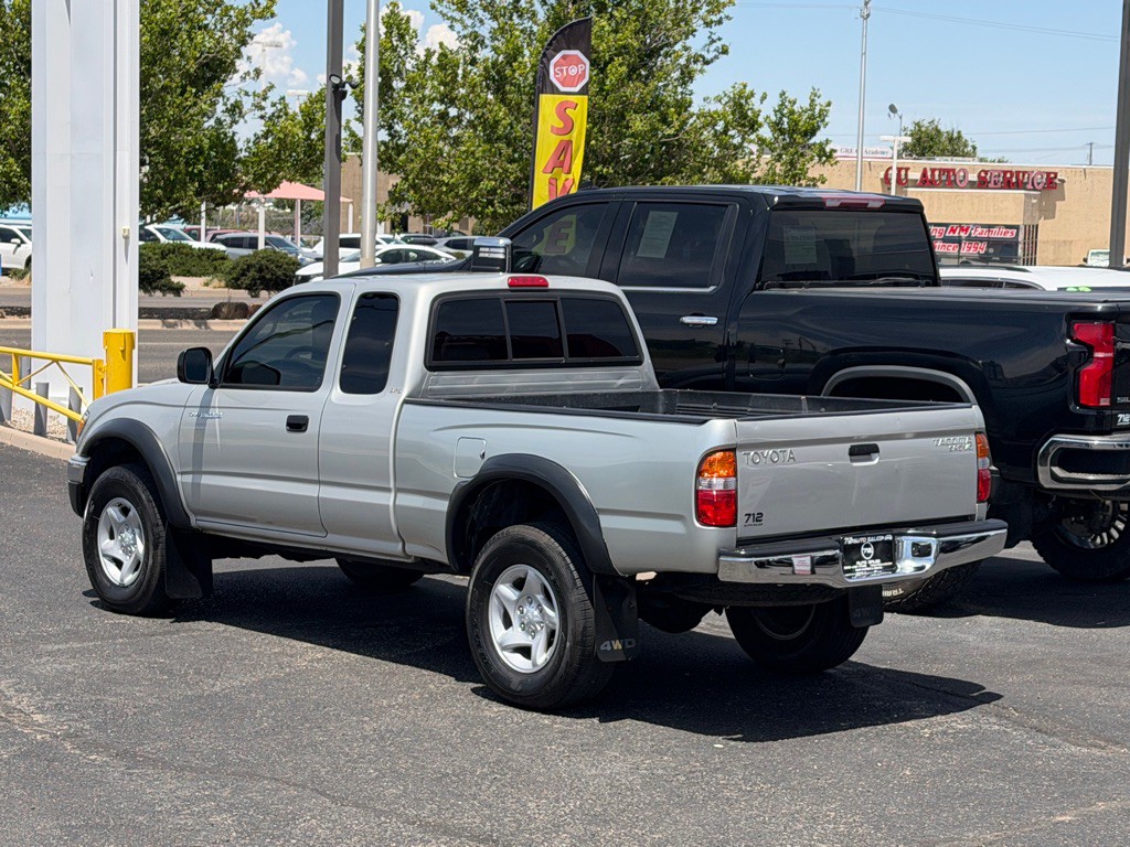 2003 Toyota Tacoma Image 32