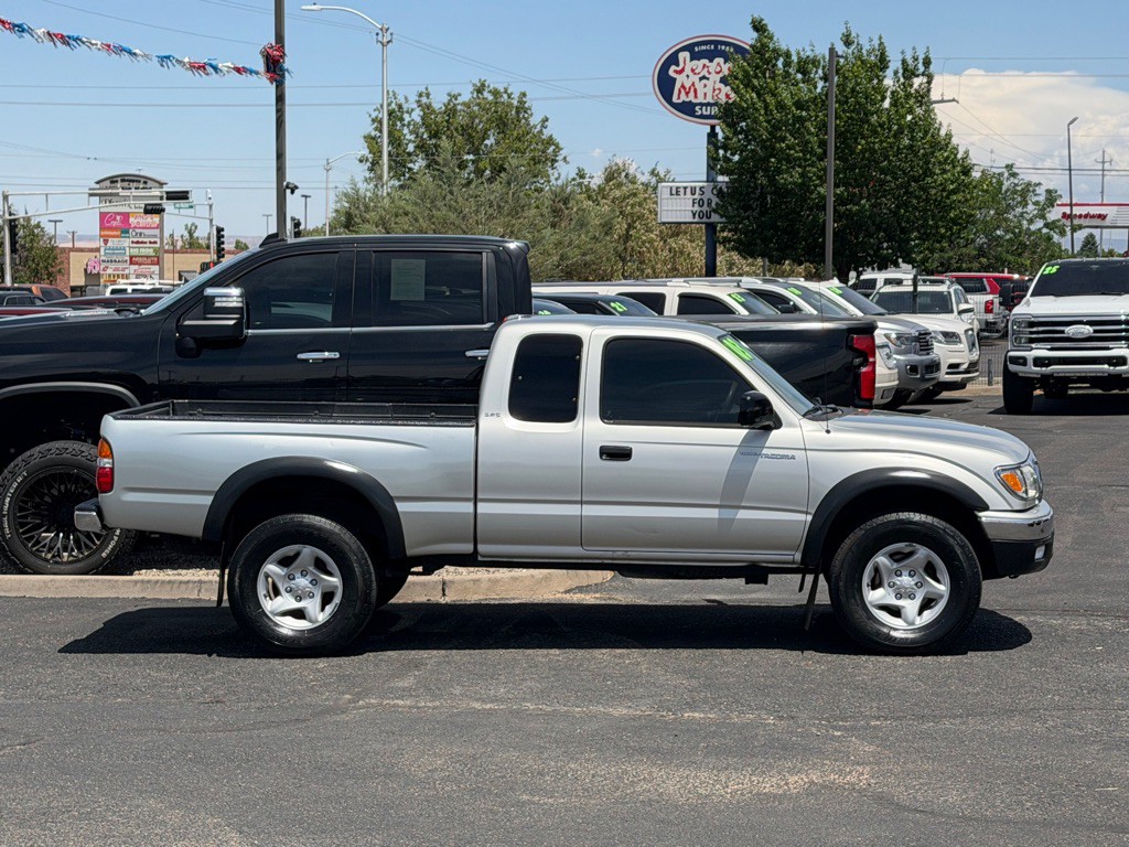 2003 Toyota Tacoma Image 38