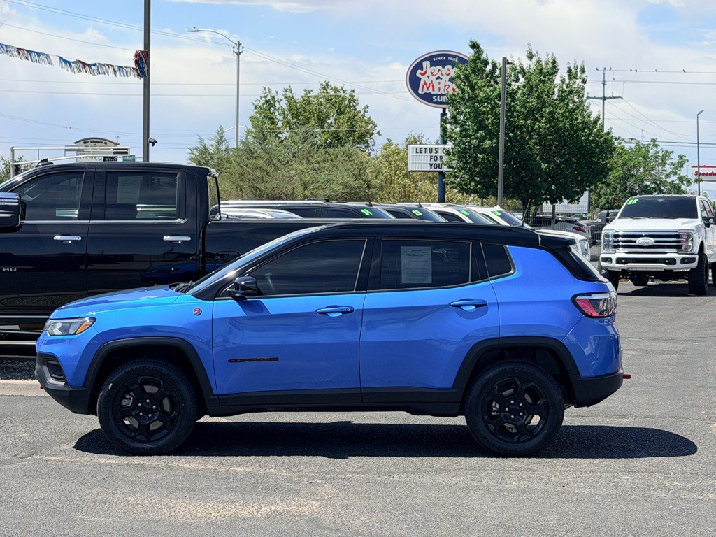2023 Jeep Compass Image 2