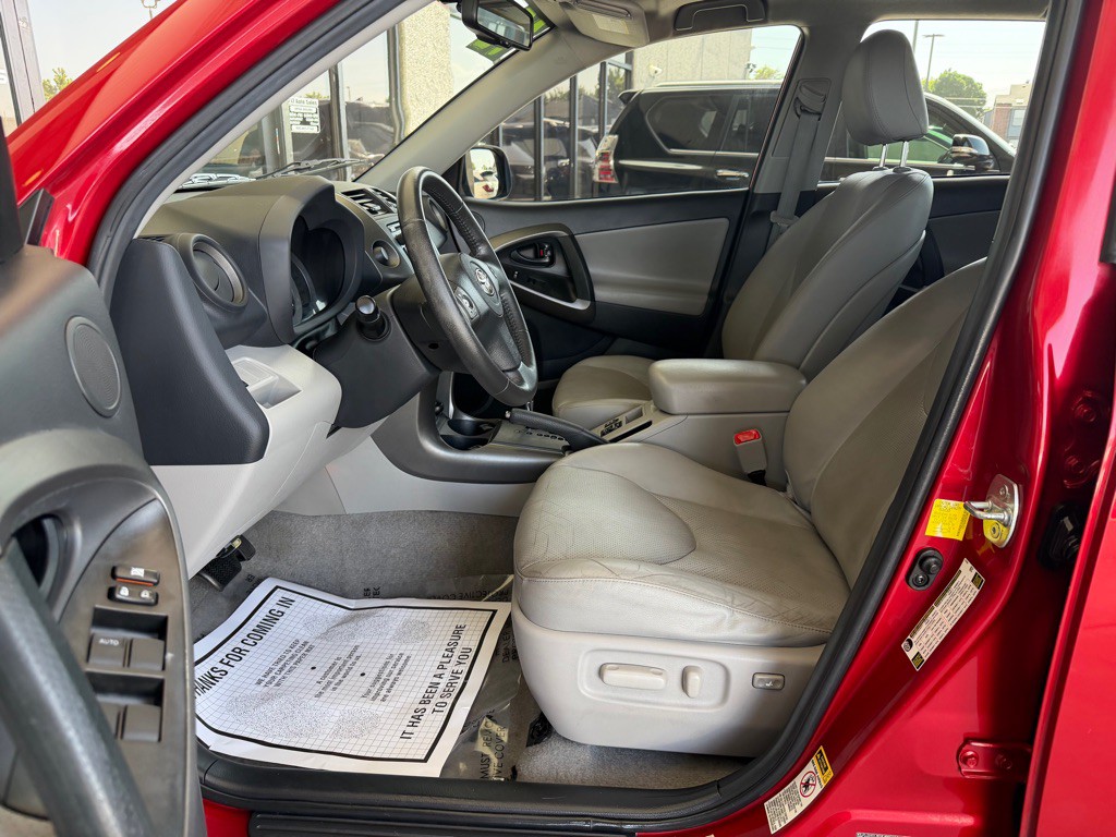 2012 Toyota Rav4 Image 5