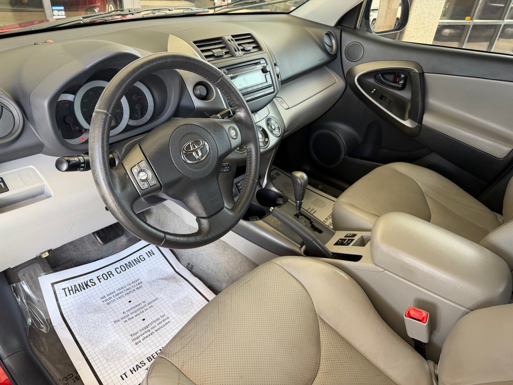 2012 Toyota Rav4 Image 7