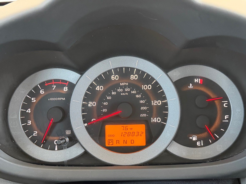 2012 Toyota Rav4 Image 11