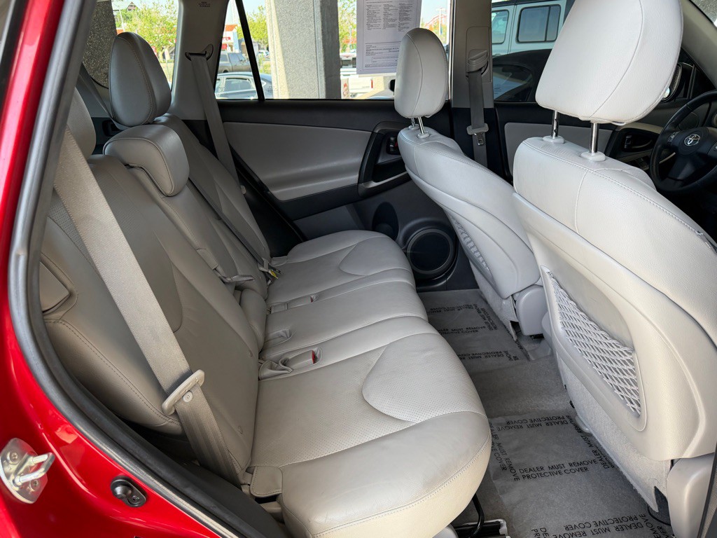 2012 Toyota Rav4 Image 27