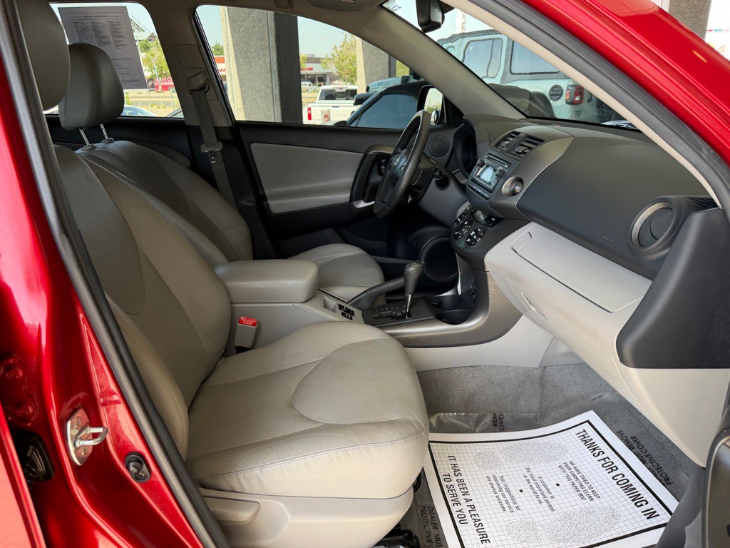 2012 Toyota Rav4 Image 31