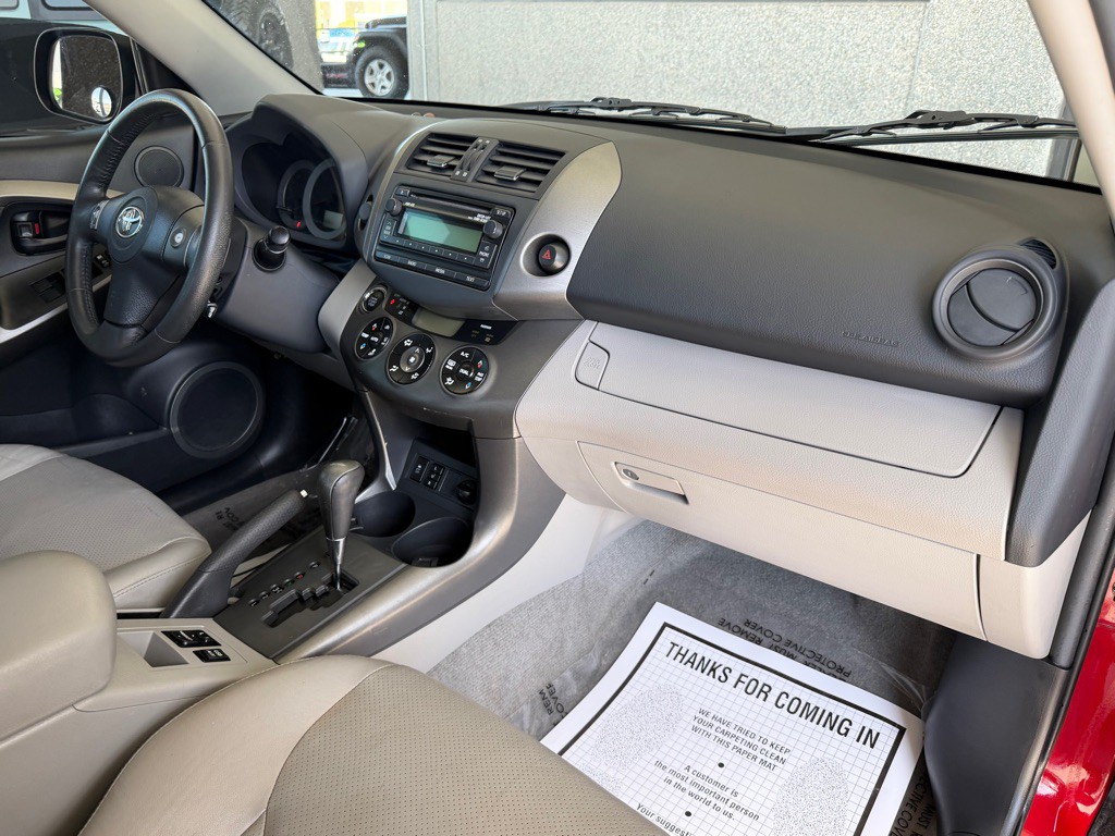 2012 Toyota Rav4 Image 33