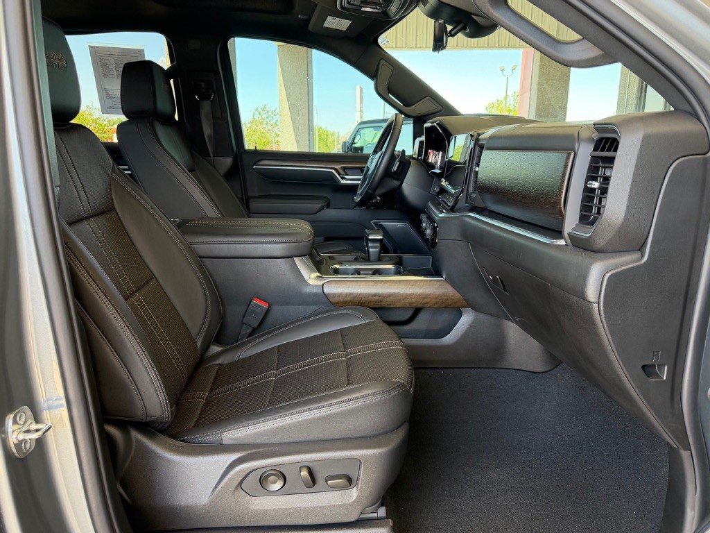 2026 Chevrolet Silverado 1500 Image 38