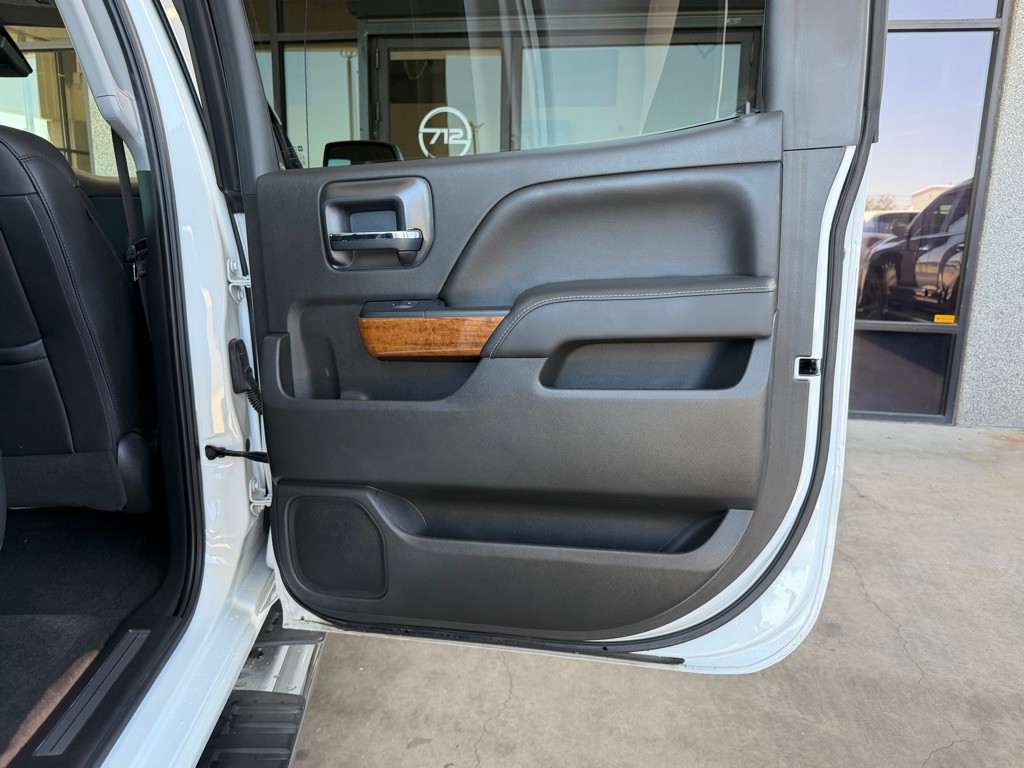 2017 Chevrolet Silverado 1500 Image 32