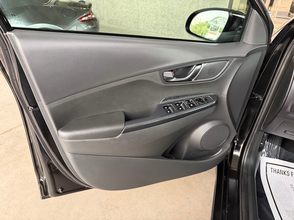 2022 Hyundai Kona Image 7