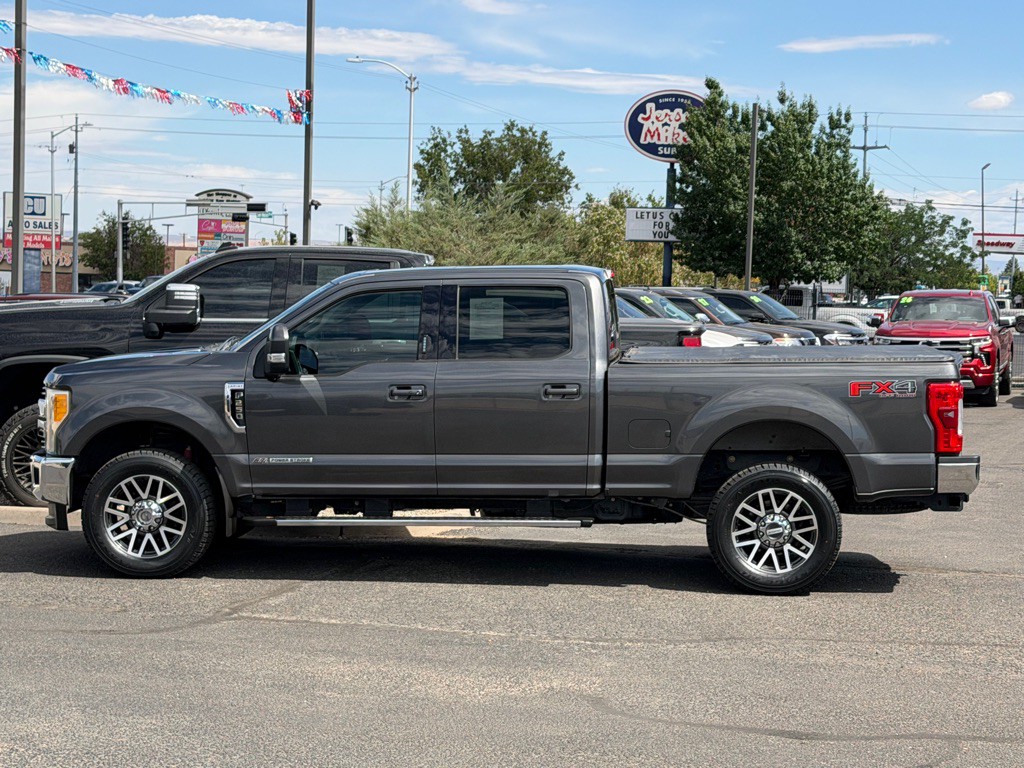 2017 Ford F-250 Image 2