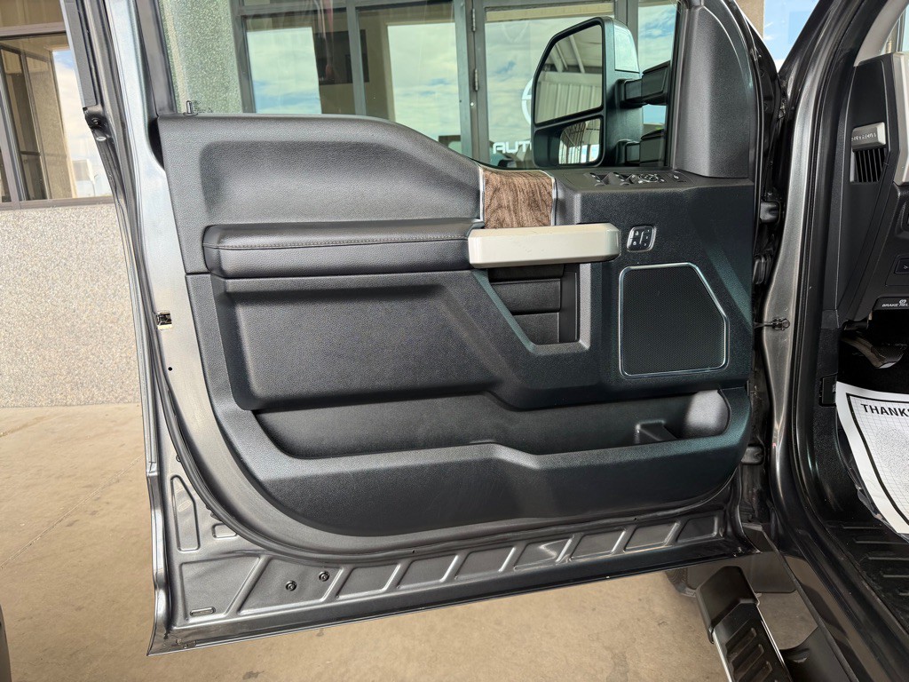 2017 Ford F-250 Image 20