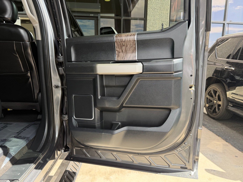 2017 Ford F-250 Image 33