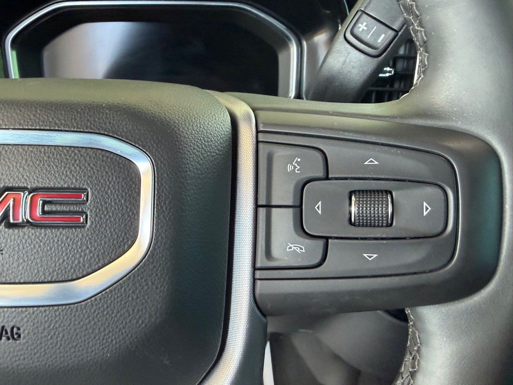 2026 GMC Sierra Image 10