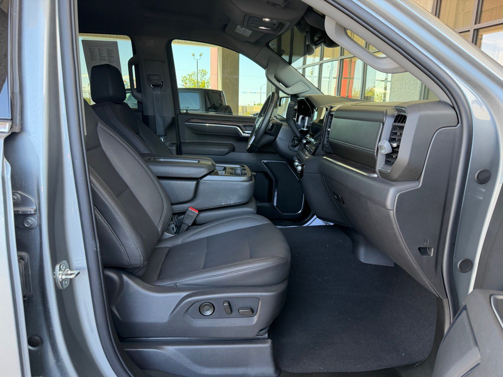 2026 GMC Sierra Image 30