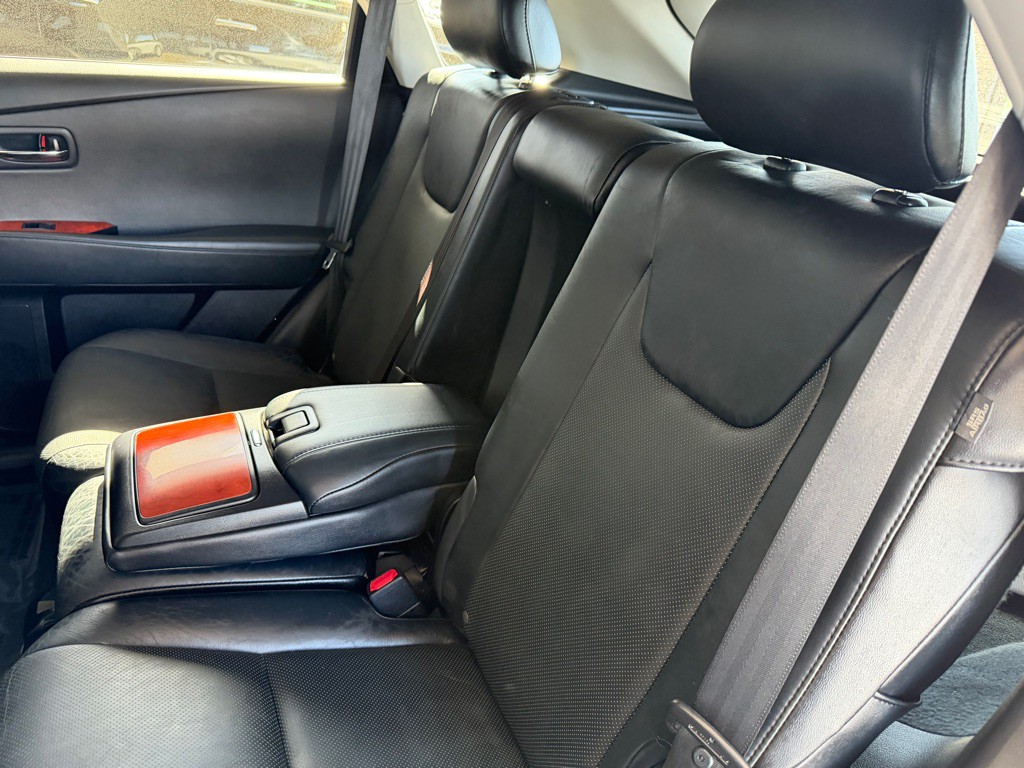 2011 Lexus RX Image 23