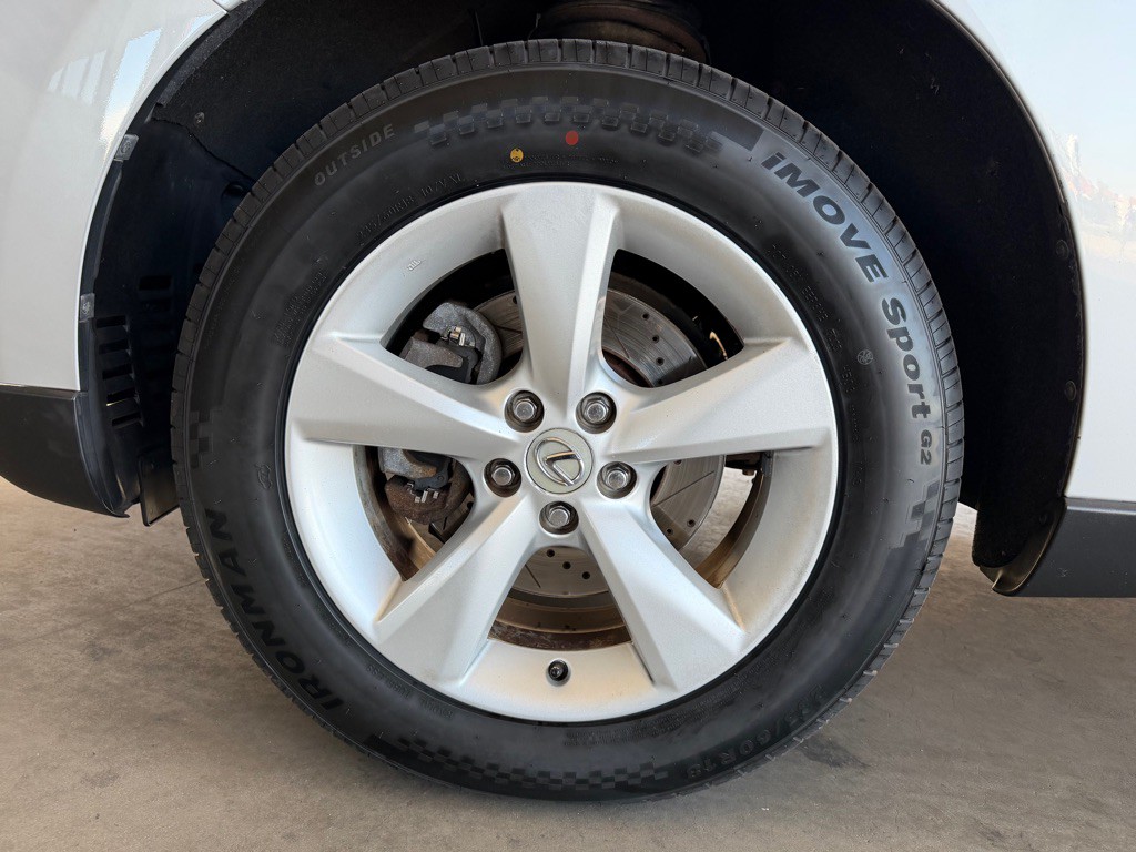 2011 Lexus RX Image 60