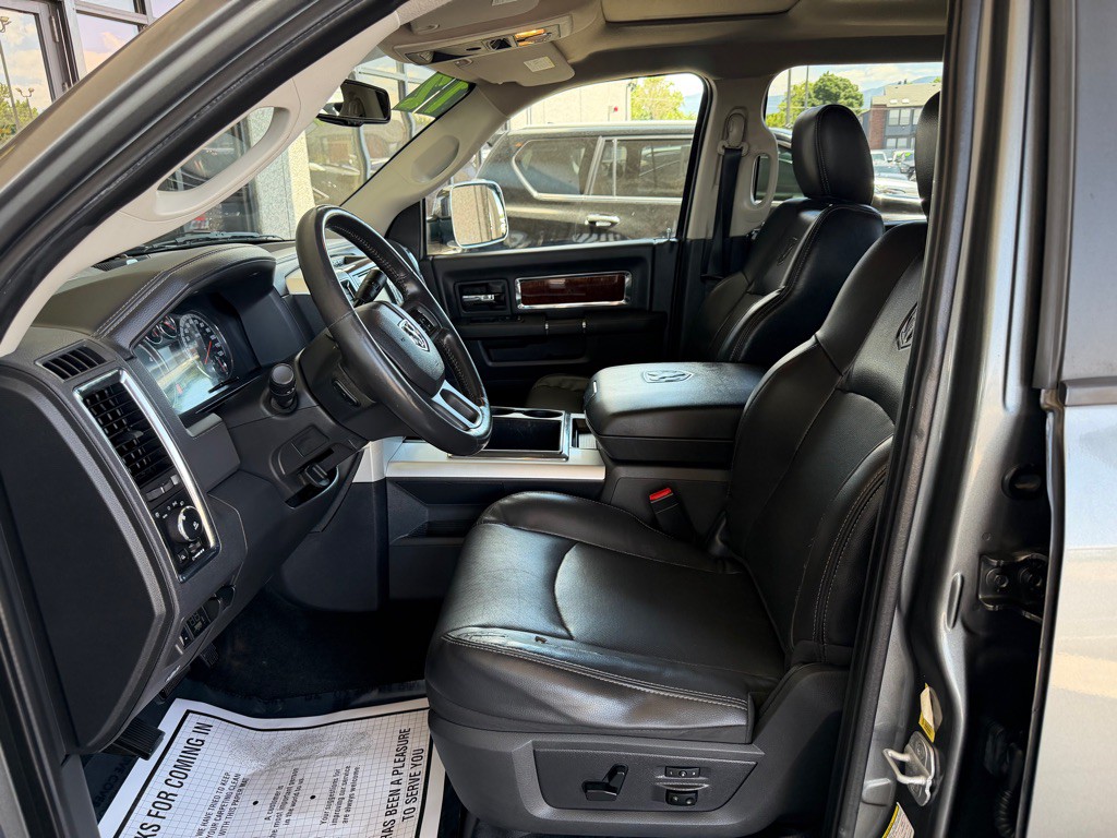 2012 Dodge Ram 3500 Image 5