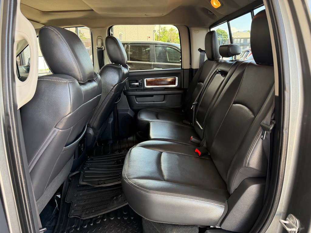 2012 Dodge Ram 3500 Image 23