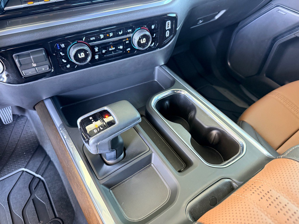 2026 Chevrolet Silverado 1500 Image 17