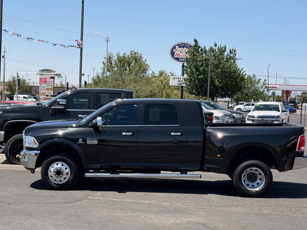 2018 RAM 3500 Image 2