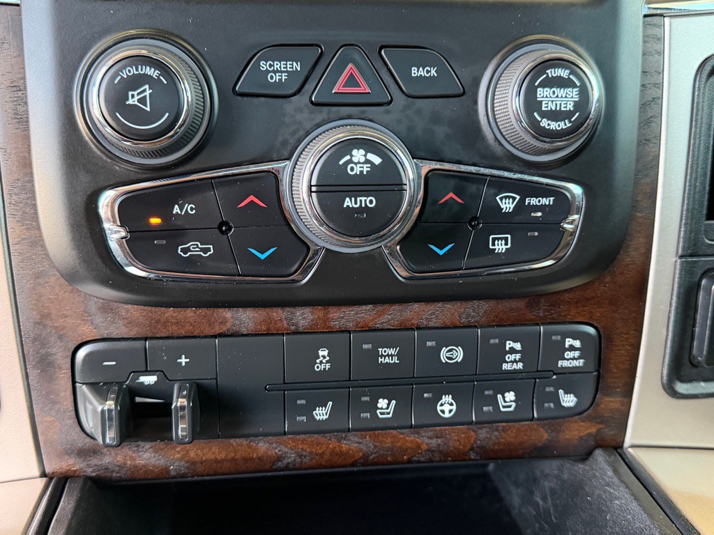 2018 RAM 3500 Image 15