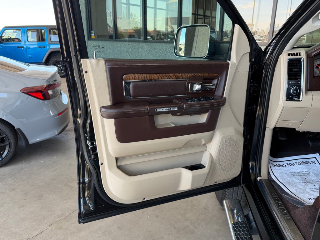 2018 RAM 3500 Image 21