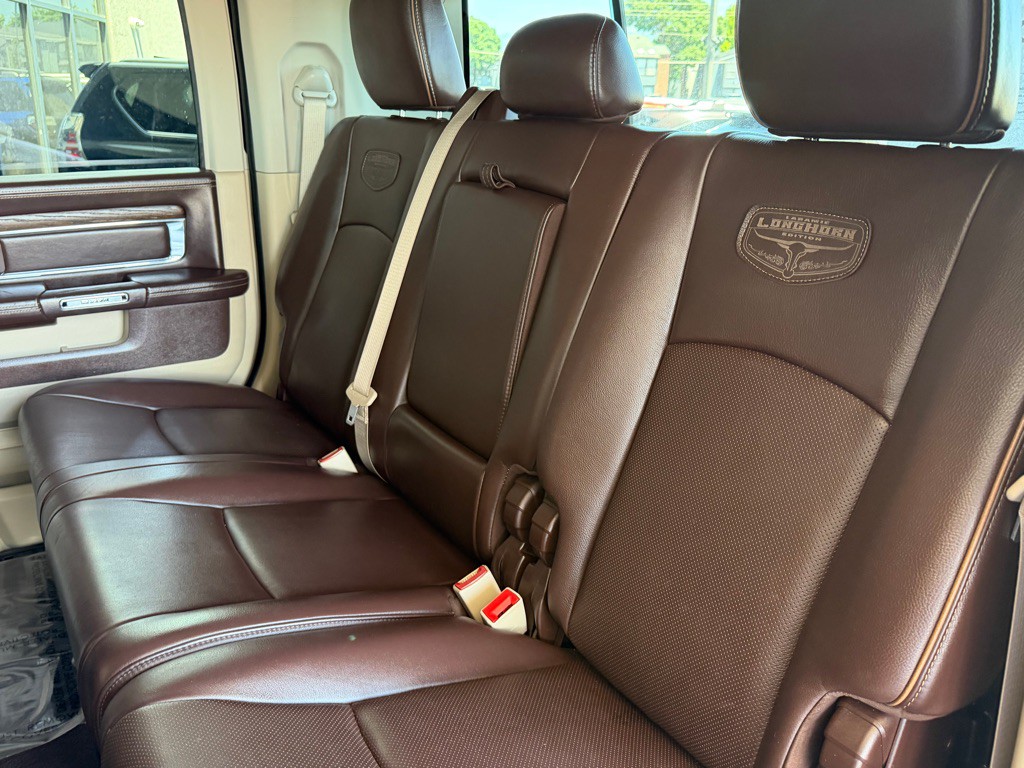 2018 RAM 3500 Image 24