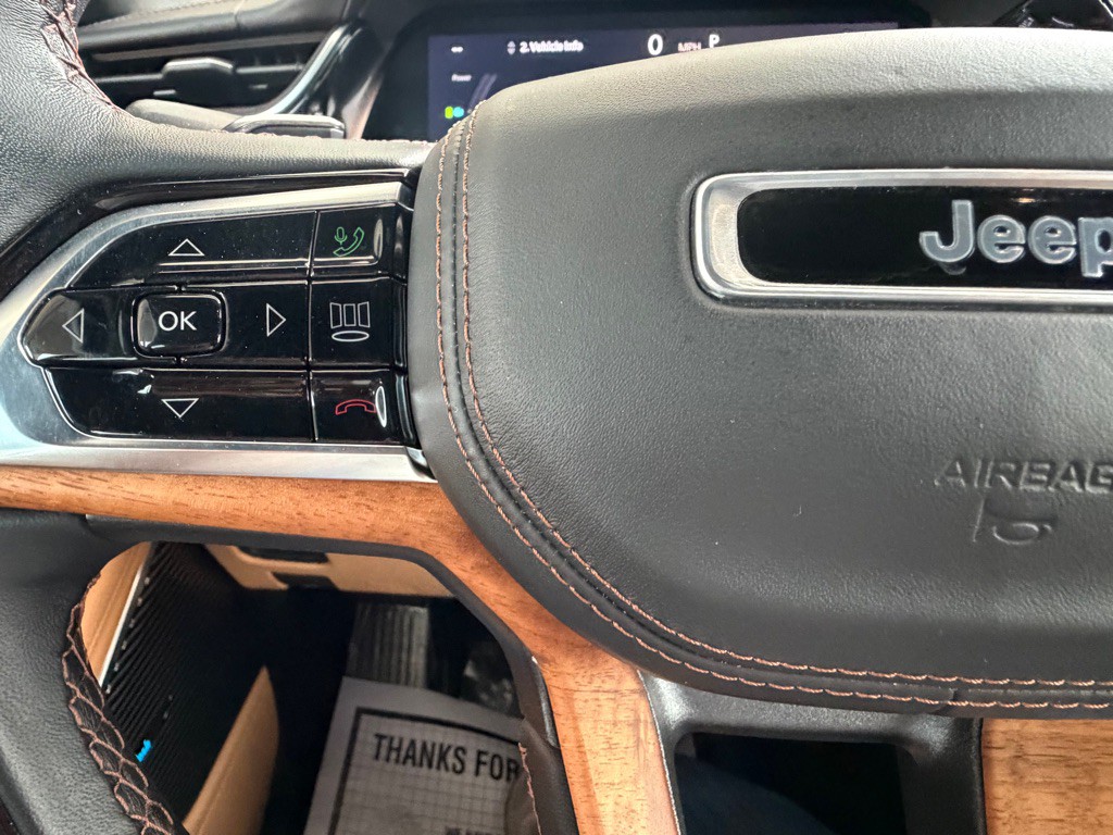 2022 Jeep Grand Cherokee Image 10