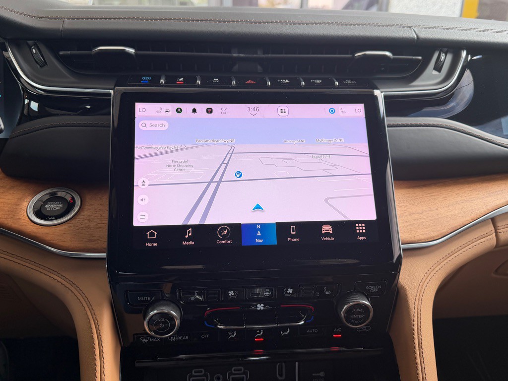 2022 Jeep Grand Cherokee Image 13