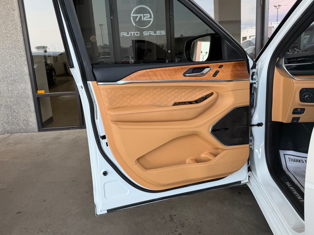 2022 Jeep Grand Cherokee Image 20