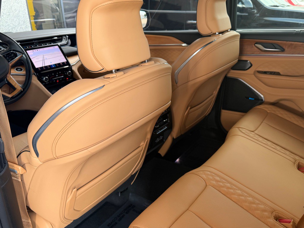 2022 Jeep Grand Cherokee Image 26