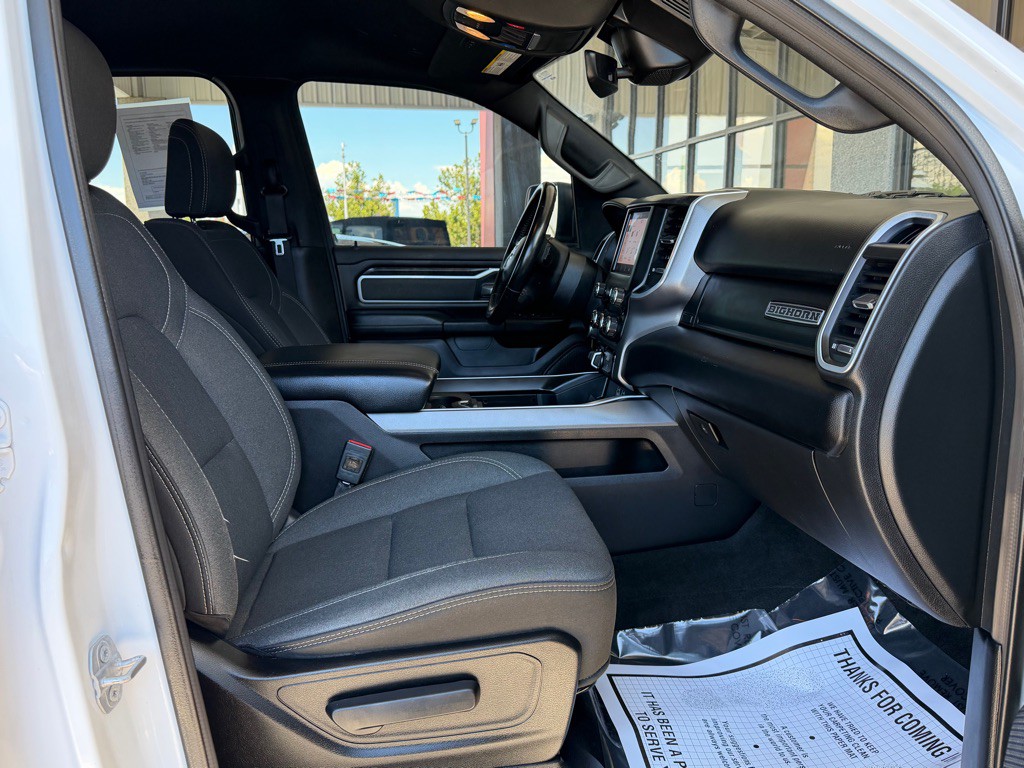 2022 RAM 1500 Image 32