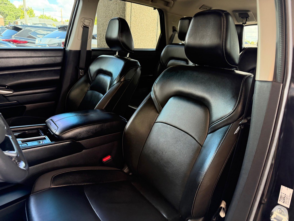 2022 Nissan Pathfinder Image 6